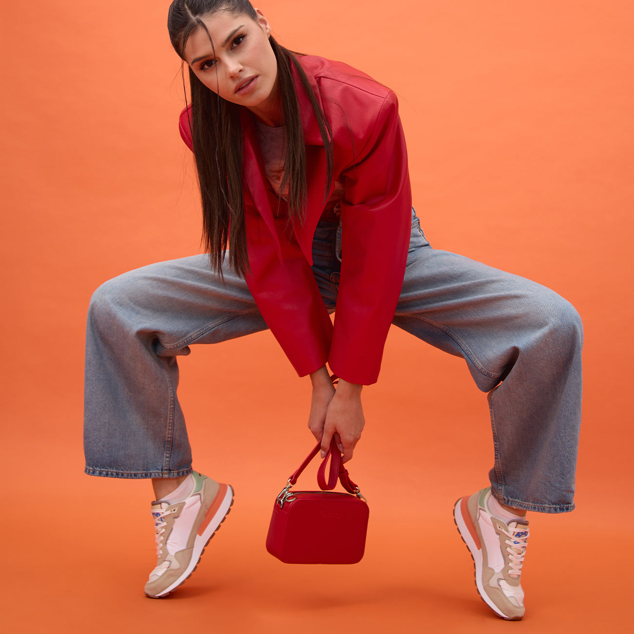 Scarlet_red